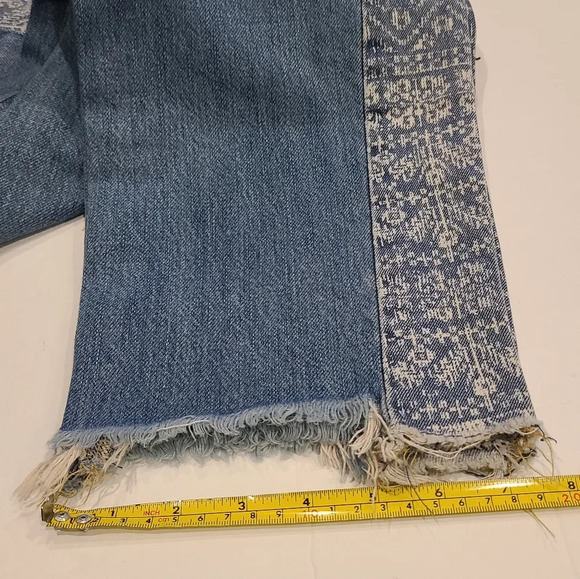 Free people women's Jeans sz.27 raw hem buttons fly Boyfriend - Picture 9 of 13